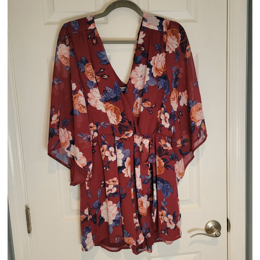BAILY BLUE Chiffon Floral Burgundy Shorts Romper L
